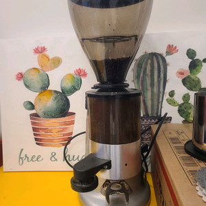 마캅 반자동 커피 그라인더 이미지