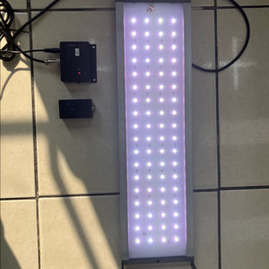 메탈라이트 리얼 600 ver.3 블루투스컨트럴로 ver.3 디머포함 어항