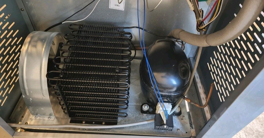 업소용900테이블냉장고 스타리온 전기냉장냉동기기 SR-T09ESEC--4