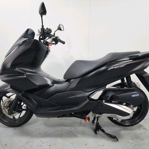 PCX125 24년식 ABS TCS 신차급 컨디션