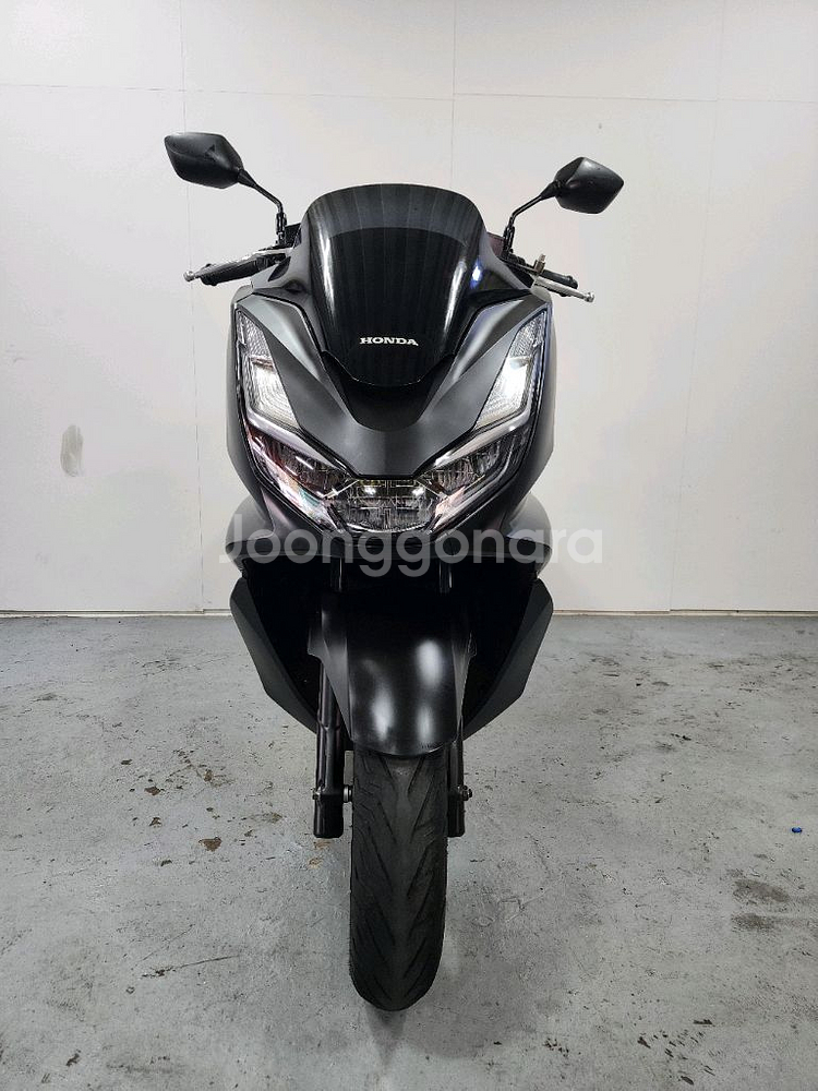 PCX125 24년식 ABS TCS 신차급 컨디션--2