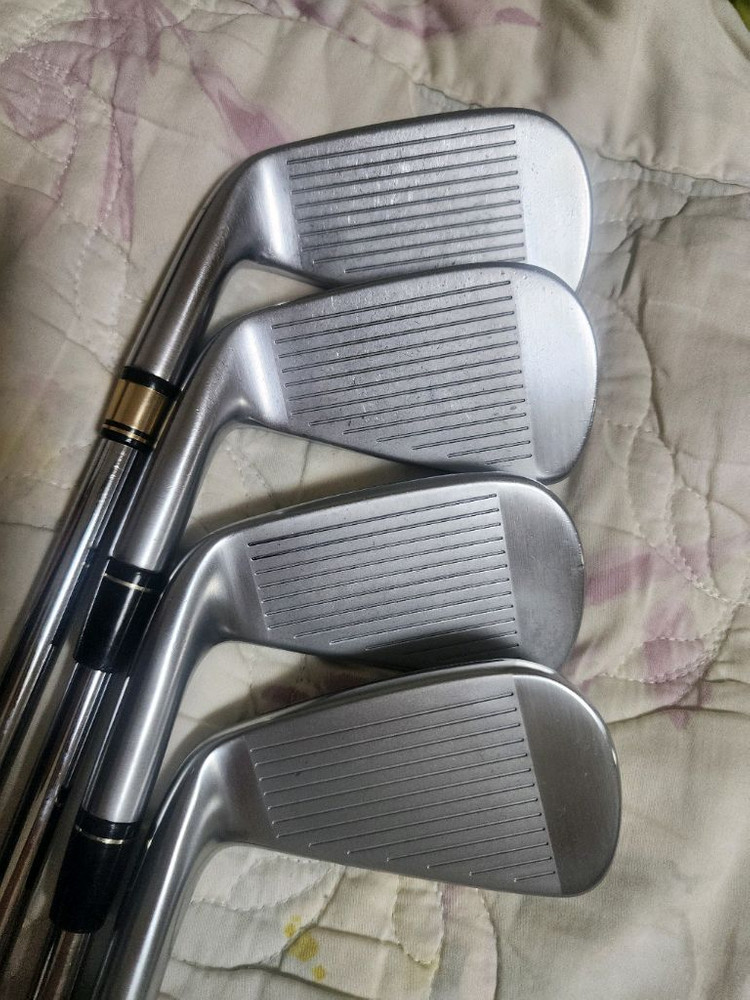 테일레메이드 P790 아이언 4번부터 P까지 7개 세트 경량스틸 950R 당근합니다--3