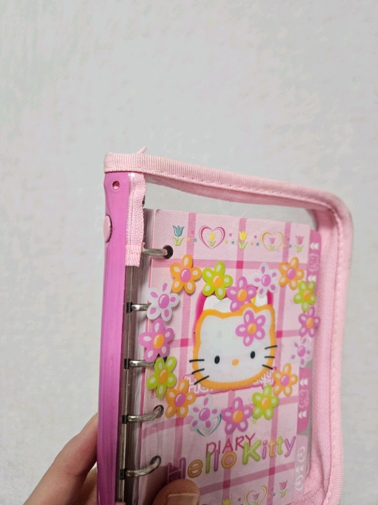 산리오 고전키티다이어리 판매합니다--1