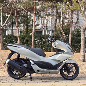 혼다 PCX125ABS 깔끔한차량 판매합니다