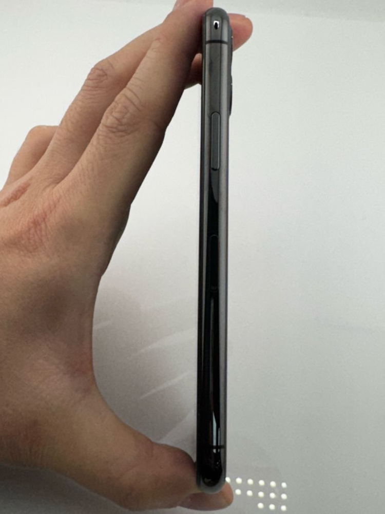 아이폰11프로 512G 스그(해외판 무음) 배터리 교체완료--6