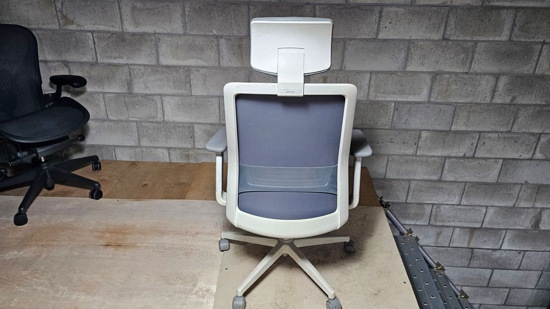 시디즈(어라운드)62000메쉬 사무용 의자--2