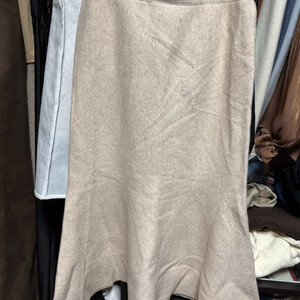 베이지 머메이드 스커트 프리사이즈
