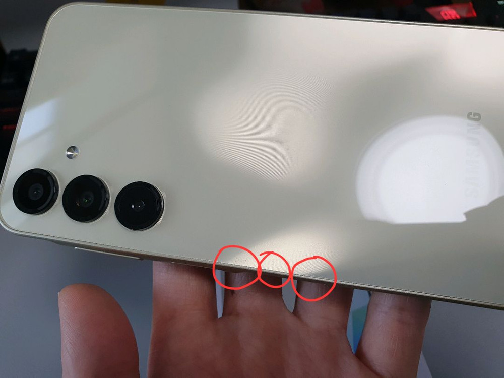 갤럭시 버디4 / 128GB / 골드 이미지