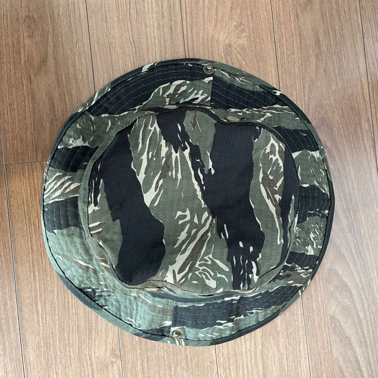 타이거스트라이프 부니햇 베트남--2