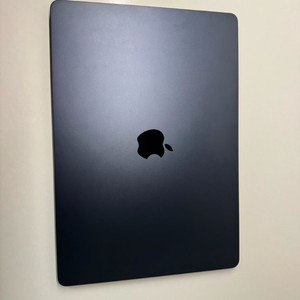 맥북에어m2 15인치 미드나이트 램8 용량256 배터리효율100