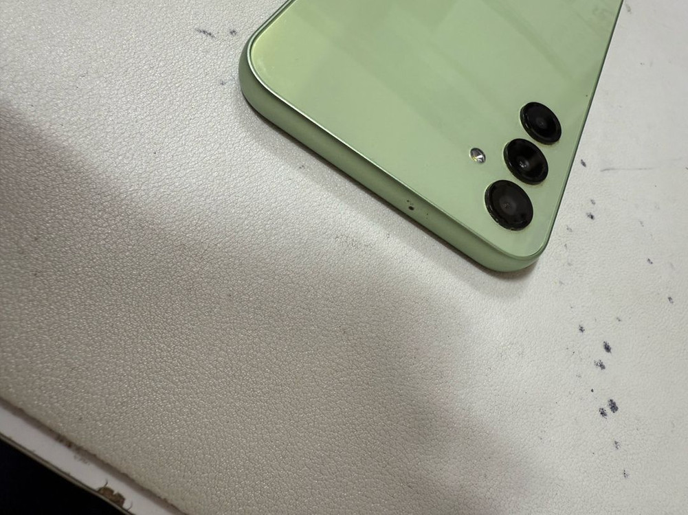 갤럭시A24 무잔상--2