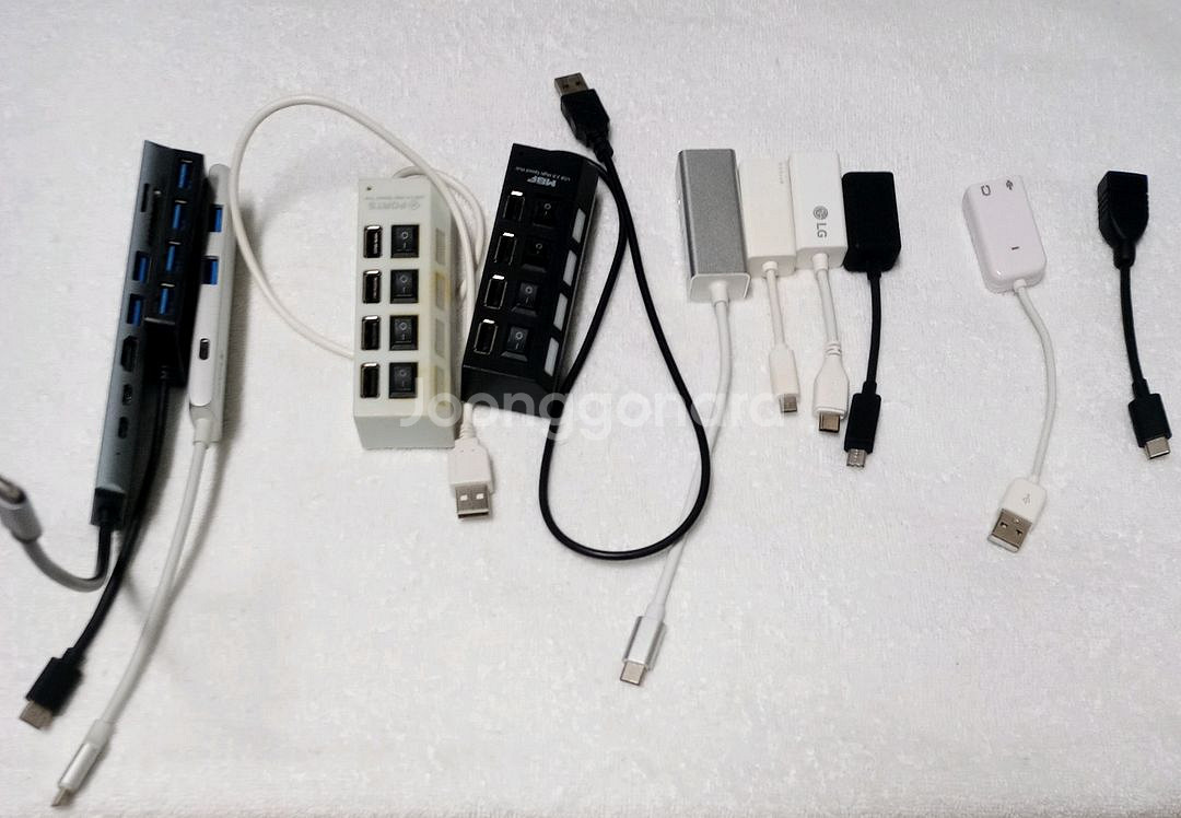 삼성 고속충전기, akg이어폰, 젠더 팝니다--1