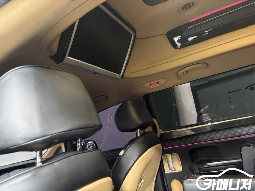 [기아]더 뉴 카니발 디젤 9인승 하이리무진(특장업체) (9인승) #2026년특가 이미지