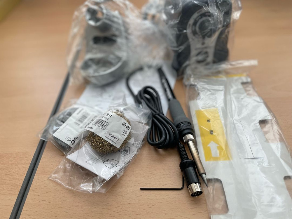 HAKKO FX-888 납땜 스테이션--1