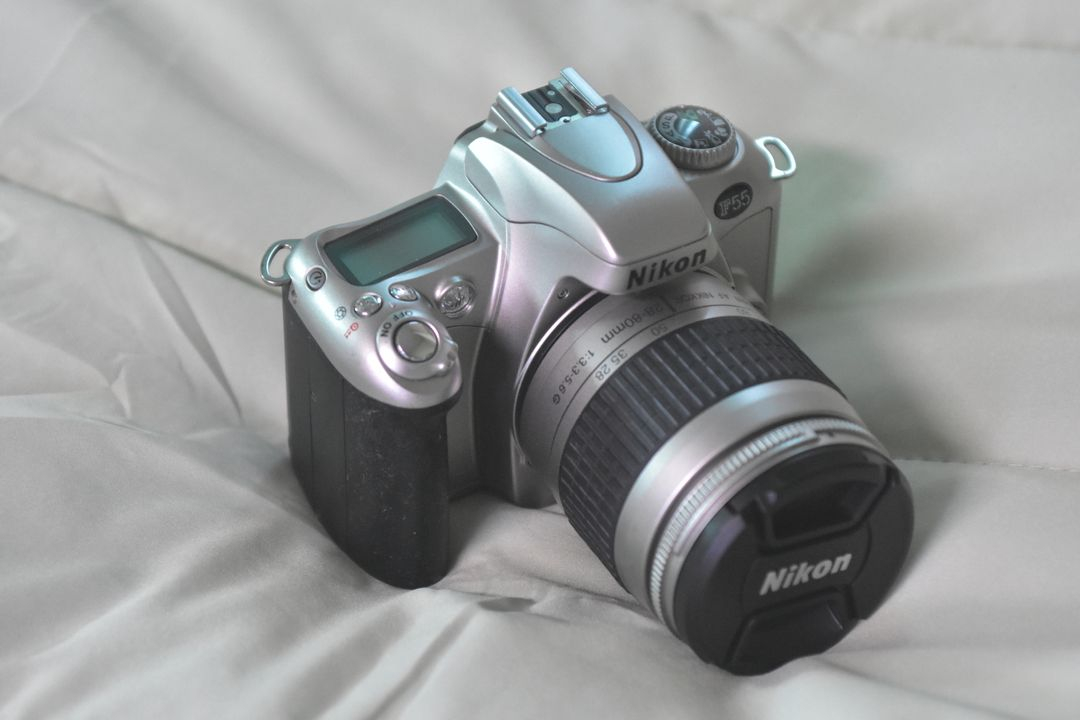 니콘 필름카메라 F55 + AF NIKKOR 28-80mm f:3.3-5.6G--1