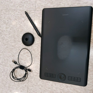 와콤 인튜어스 프로 PTH-660