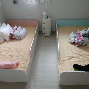 리바트 꼼므 주니어 침대 프레임 팝니다.