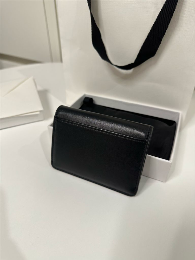 셀린느 트리옹프 플랩 카드지갑--2