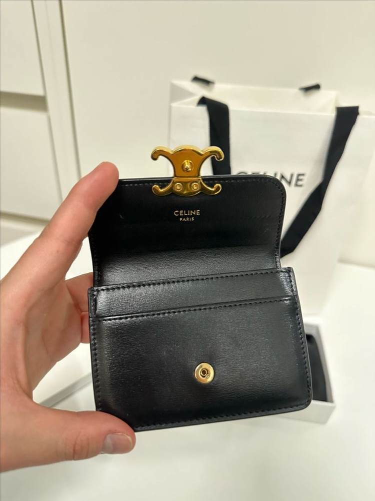 셀린느 트리옹프 플랩 카드지갑--3