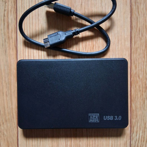 외장하드320GB.중국영화.대부분2003년~2014년영화.영웅본색1,2,3포함.총200~210편