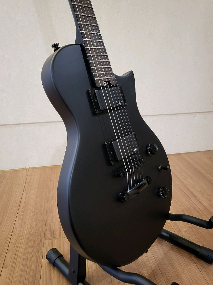 (새제품)헥스 HEX H100 무광 블랙 일렉기타 풀세트 판매합니다--2