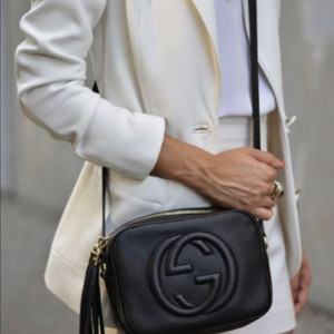 구찌 소호 디스코 카메라백