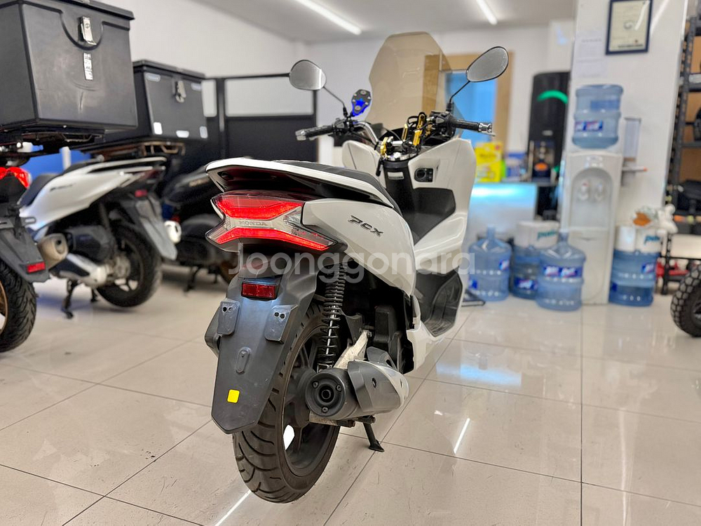 19년식 PCX125 34,XXXkm 판매합니다:)--3