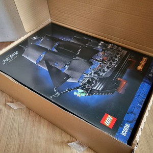 (미개봉 새제품)LEGO 레고 아이콘 10365 블랙펄 해적선 판매합니다