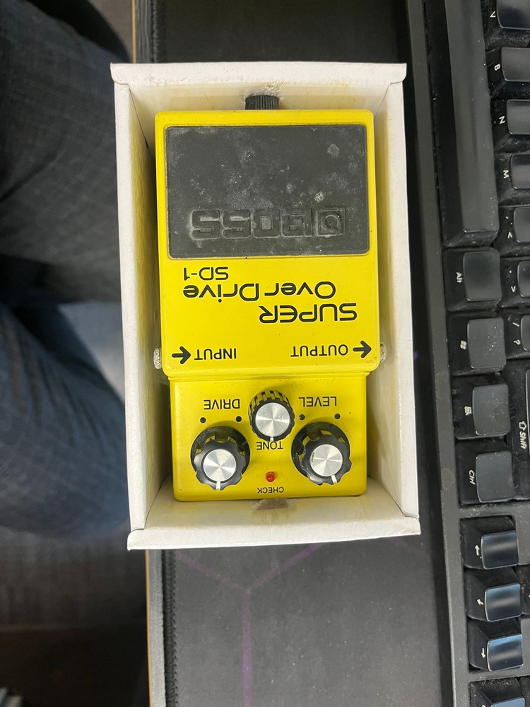 boss sd-1 오버드라이브 인버터 이펙터--1