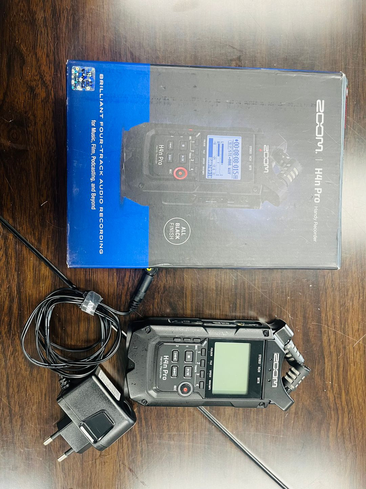 ZOOM H4n PRO 올블랙 핸디 레코더--1
