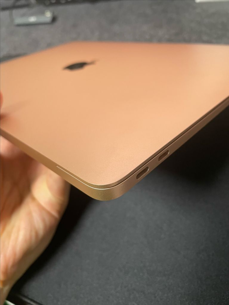 맥북에어 2018 13인치 로즈골드 S급 (8G/128G)--2