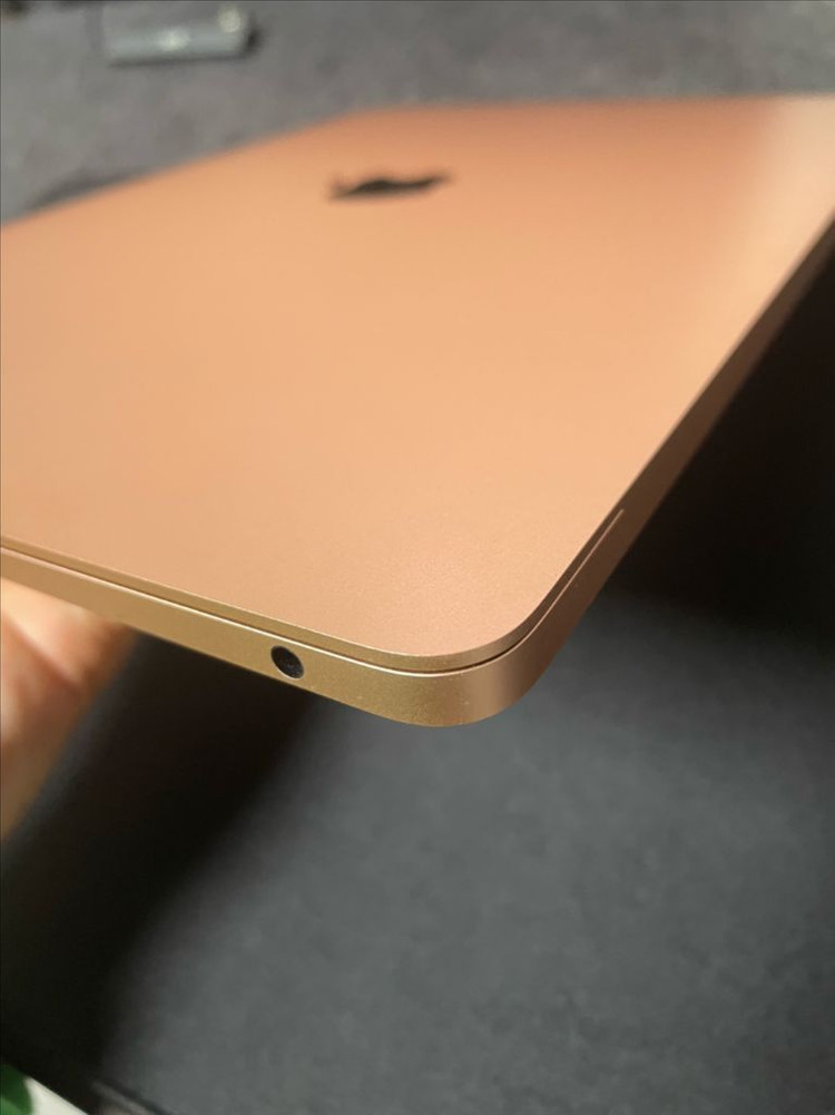 맥북에어 2018 13인치 로즈골드 S급 (8G/128G)--3