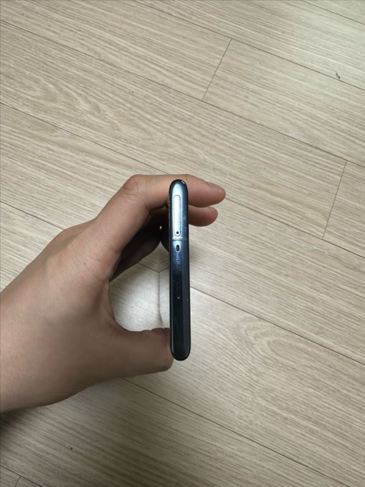 갤럭시 노트10 256GB 액정파손, 부품용--9