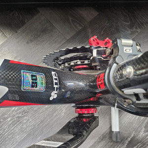 첼로 크로노 90 MTB 산악자전거 풀 카본 자전거 9kg 사용횟수 10회미만 이미지