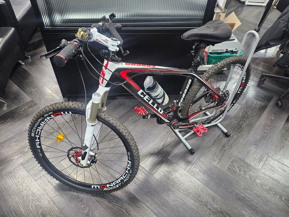 첼로 크로노 90 MTB 산악자전거 풀 카본 자전거 이미지