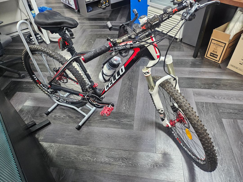 첼로 크로노 90 MTB 산악자전거 풀 카본 자전거 이미지