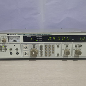 LEADER LSG-215A Standard Signal Generator 신호발생기