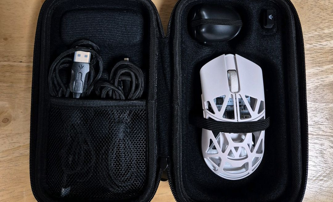 beast x mini pro 8k 마우스 판매합니다.--1