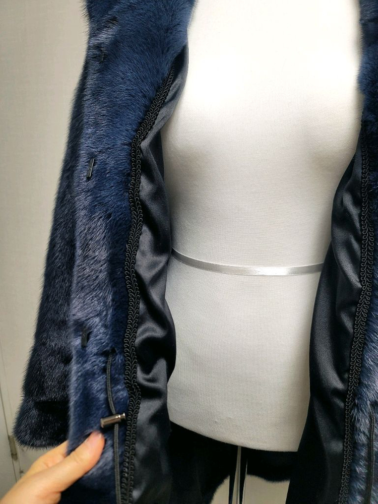 차이나카라 휘메일 풀스킨 밍크코트 네이비컬러--3