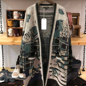 새옷 M 전판 스토리 자가드 로브형 가디건 써스데이아일랜드