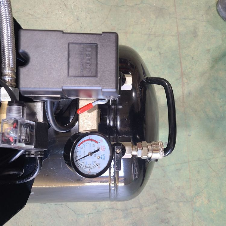 리퍼 - 휴대용 고급형 콤프레샤 5마력 오일프리 콤프레셔--5