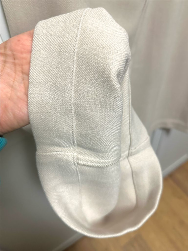 #새상품 : 국내제작 하이웨이스트 와이드 핀턱 슬랙스 베이지--4