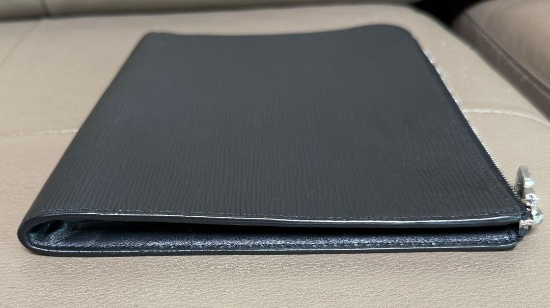 루이비통 에피 에삐 포쉐트주르PM 클러치--4