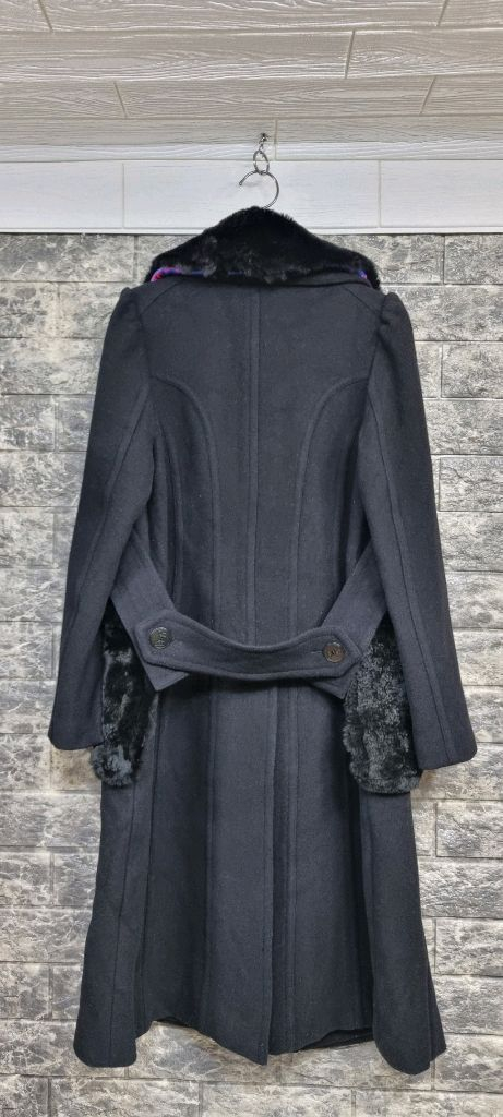 럭키슈에뜨 렉스퍼장식 모직 롱코트55--6