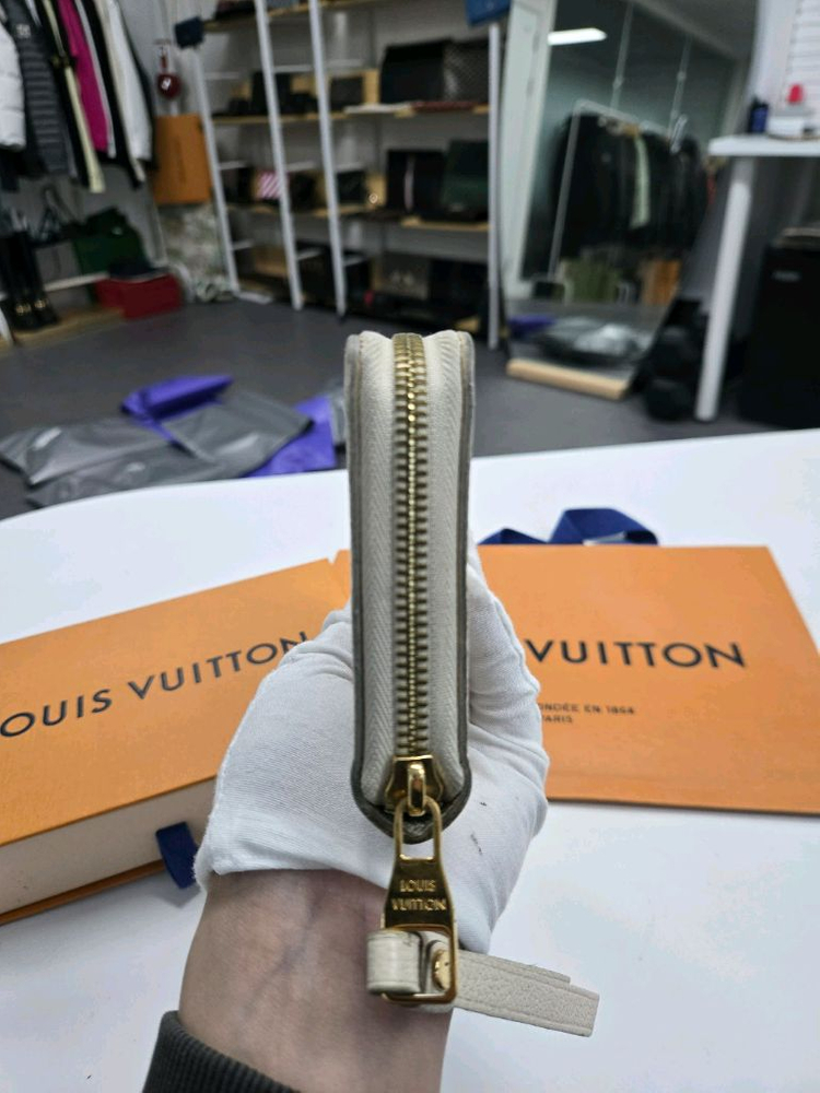 [A급컨디션] 루이비통 앙프레뜨 지피월릿 장지갑--3