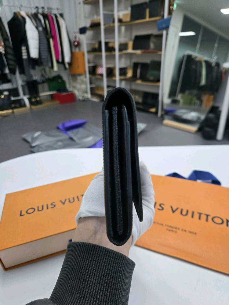 [A급컨디션] 루이비통 에삐 카퓌신 장지갑--1