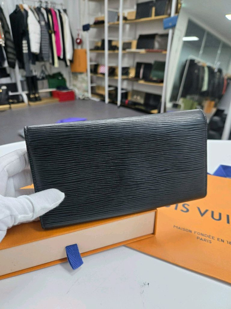 [A급컨디션] 루이비통 에삐 카퓌신 장지갑--3