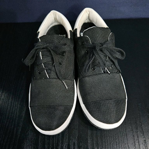 르꼬끄 블랙컬러 남성 250~255 스니커즈