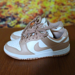 나이키 덩크로우 화이트로즈 235