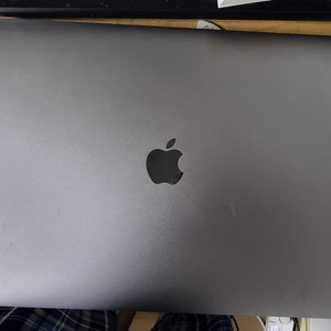 노트북 맥북프로 2016 15인치 팝니다.